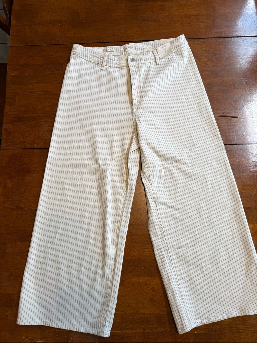 Universal Thread Cream Wide-Leg Pants with Thin Navy Pinstripes